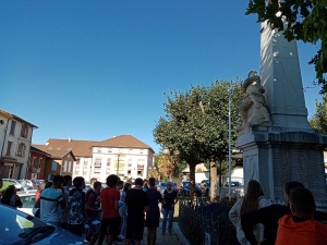 Sortie au monument aux morts pour les 3C